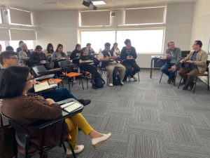 Conversatorio académico aborda narrativas familiares e historias de vida desde una perspectiva conceptual y metodológica